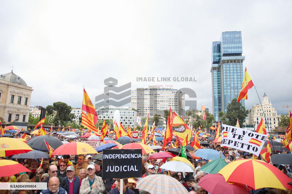 Demonstration to Demand the Resignation of Pedro Sanchez - Madrid