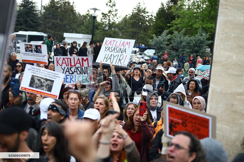 Protest Against The Stray Animal Regulation Bill - Ankara