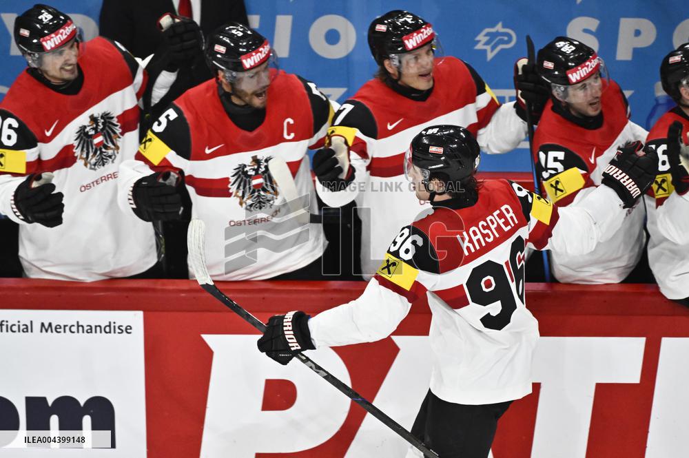 ICE HOCKEY WC SWEDEN-AUSTRIA