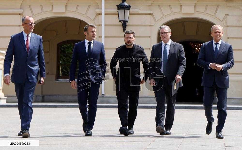 Merz Macron Starmer and Tusk in Kiev for Ukraine Ceasefire Talk