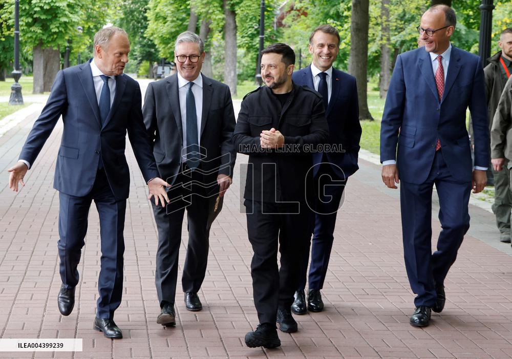 Merz Macron Starmer and Tusk in Kiev for Ukraine Ceasefire Talk
