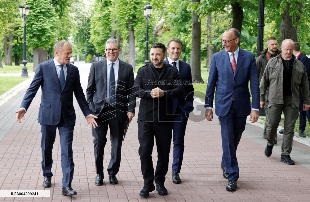 Merz Macron Starmer and Tusk in Kiev for Ukraine Ceasefire Talk