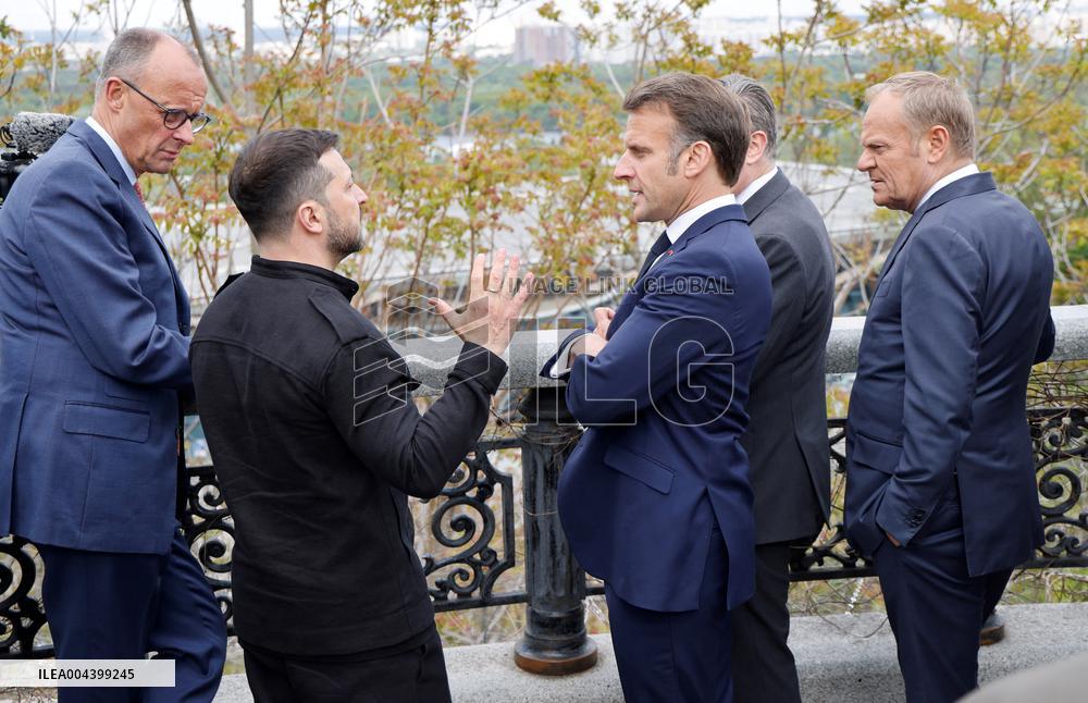 Merz Macron Starmer and Tusk in Kiev for Ukraine Ceasefire Talk