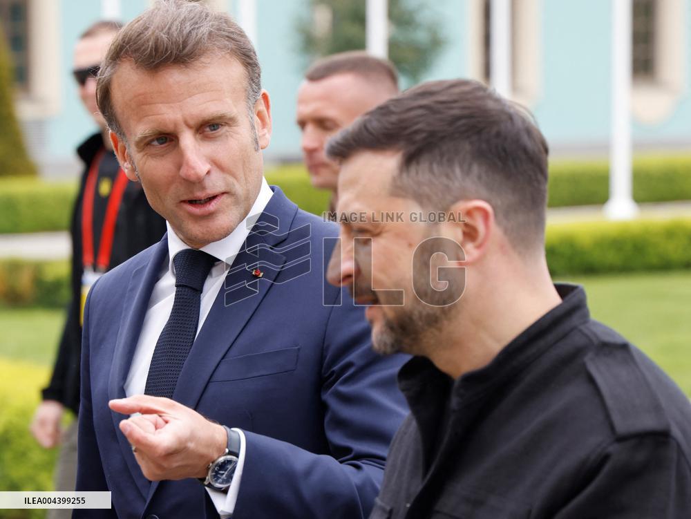 Merz Macron Starmer and Tusk in Kiev for Ukraine Ceasefire Talk