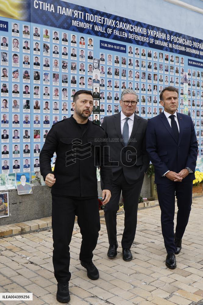 Merz Macron Starmer and Tusk in Kiev for Ukraine Ceasefire Talk