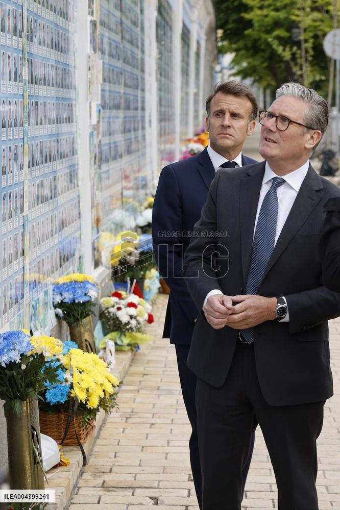 Merz Macron Starmer and Tusk in Kiev for Ukraine Ceasefire Talk