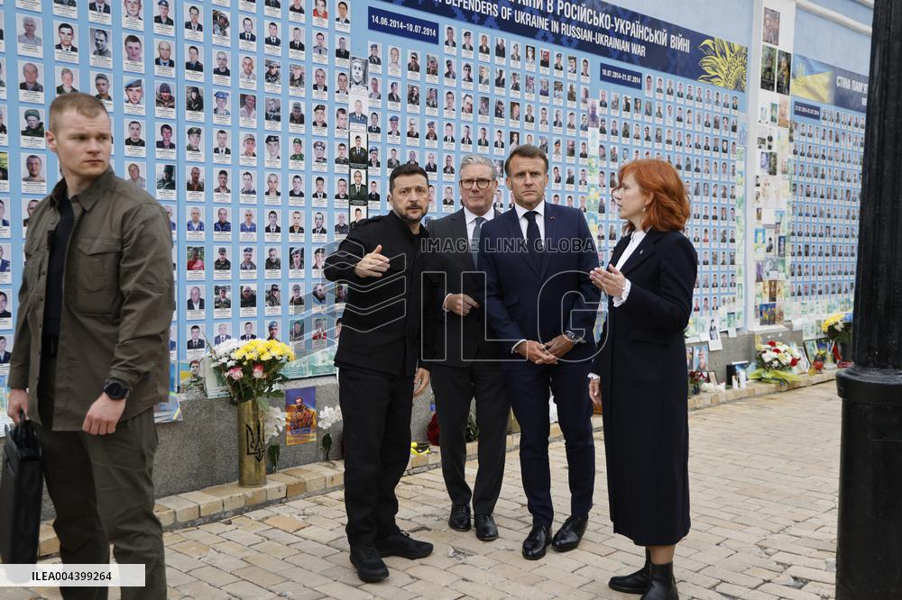 Merz Macron Starmer and Tusk in Kiev for Ukraine Ceasefire Talk