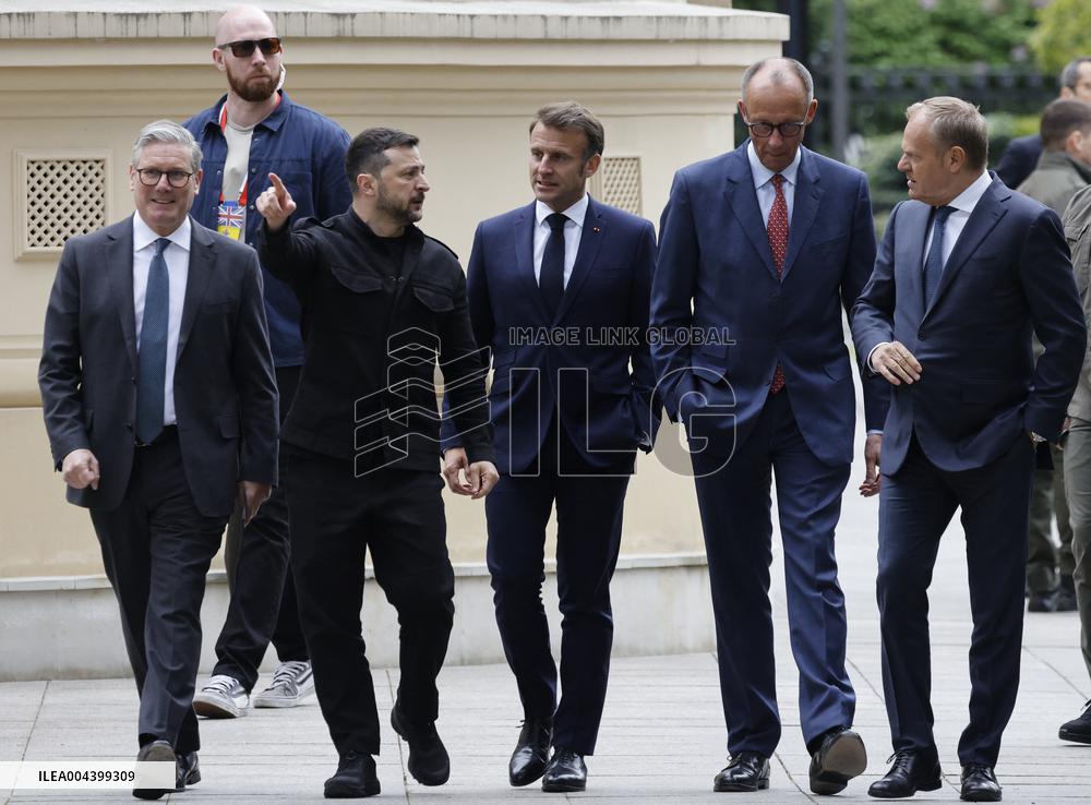 Merz Macron Starmer and Tusk in Kiev for Ukraine Ceasefire Talk