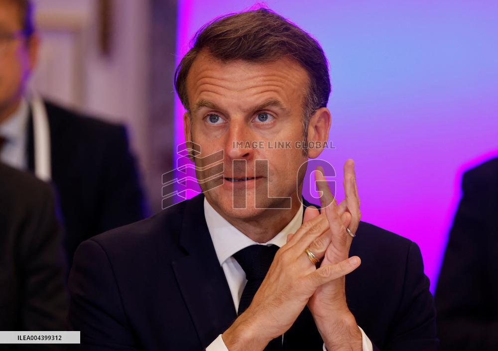 Merz Macron Starmer and Tusk in Kiev for Ukraine Ceasefire Talk