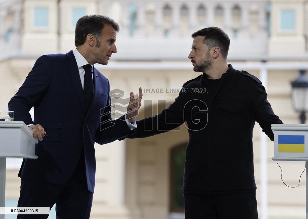 Merz Macron Starmer and Tusk in Kiev for Ukraine Ceasefire Talk