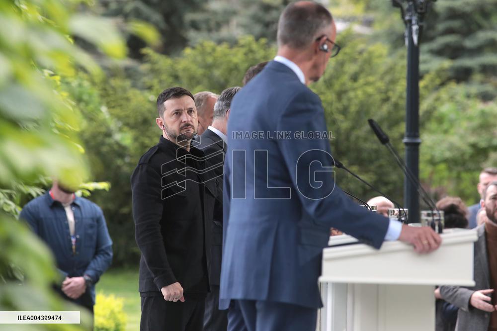 Joint news conference of Ukrainian President and Coalition of Willing leaders in Kyiv