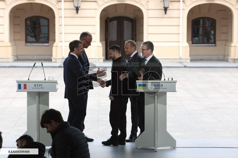 Joint news conference of Ukrainian President and Coalition of Willing leaders in Kyiv