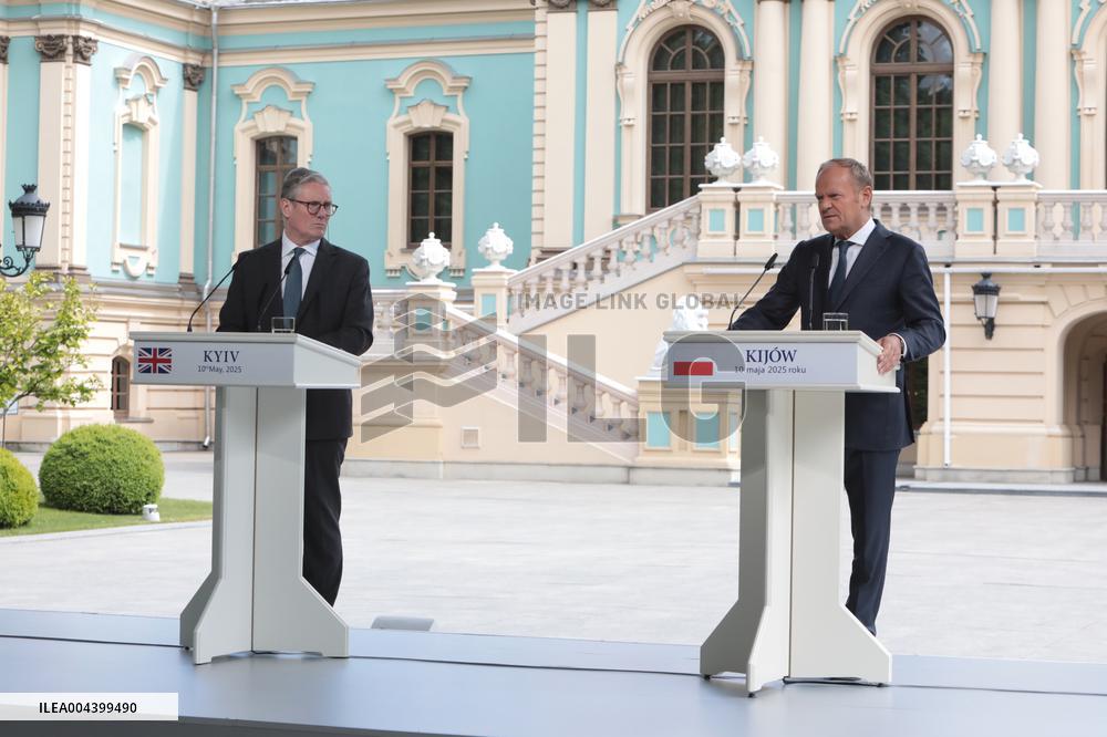 Joint news conference of Ukrainian President and Coalition of Willing leaders in Kyiv