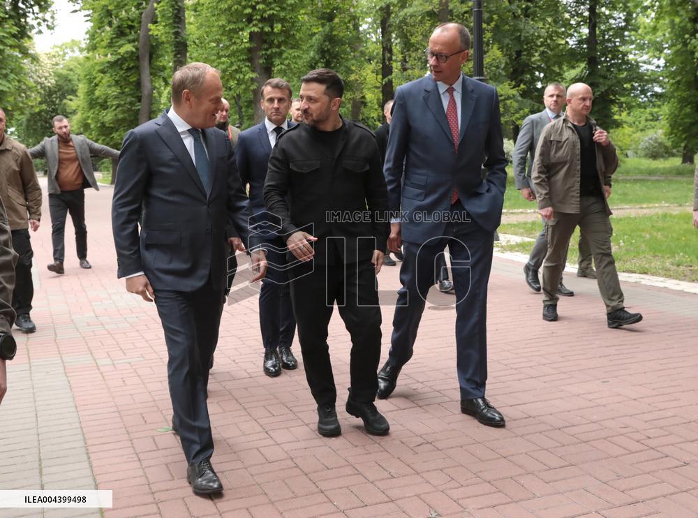 Joint news conference of Ukrainian President and Coalition of Willing leaders in Kyiv