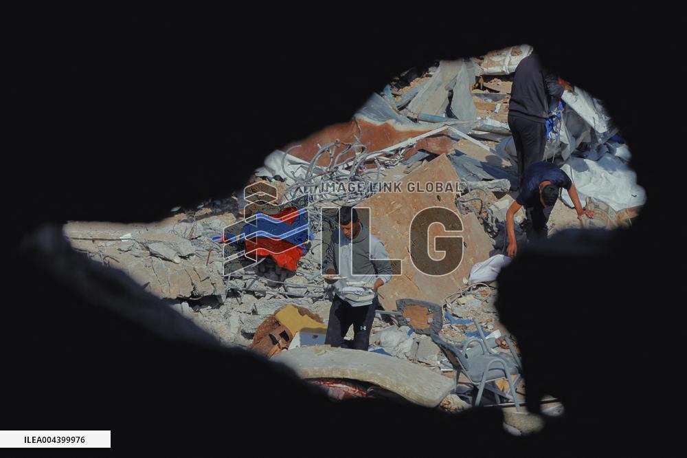 Daily Battle in Gaza