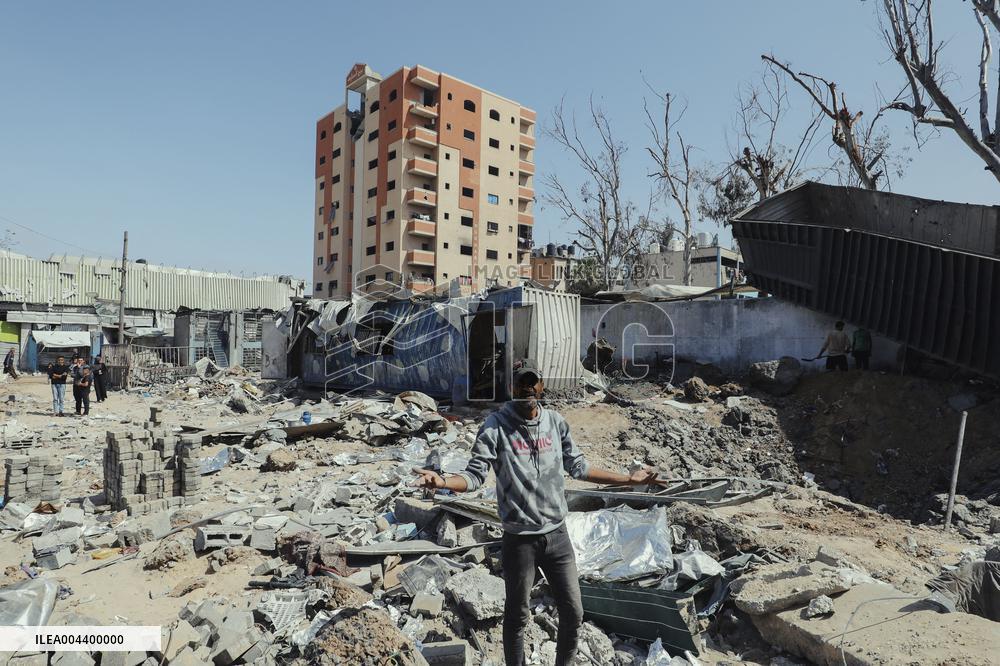 Daily Battle in Gaza