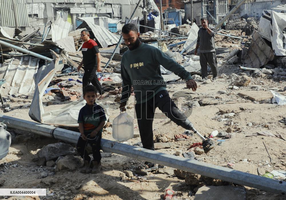 Daily Battle in Gaza