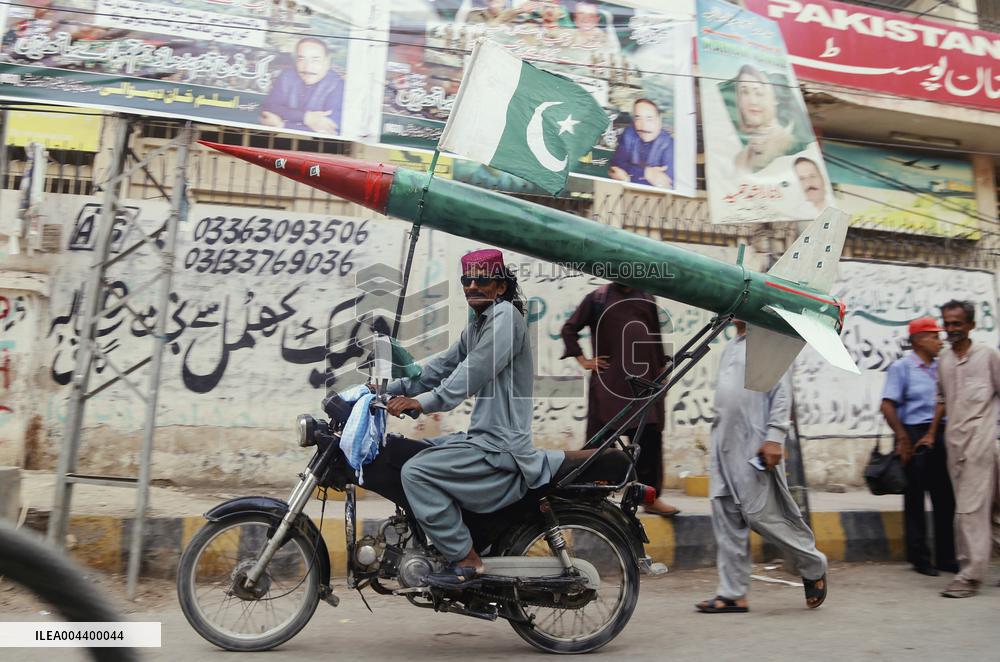 Hyderabad Celebrates Ceasefire - Pakistan