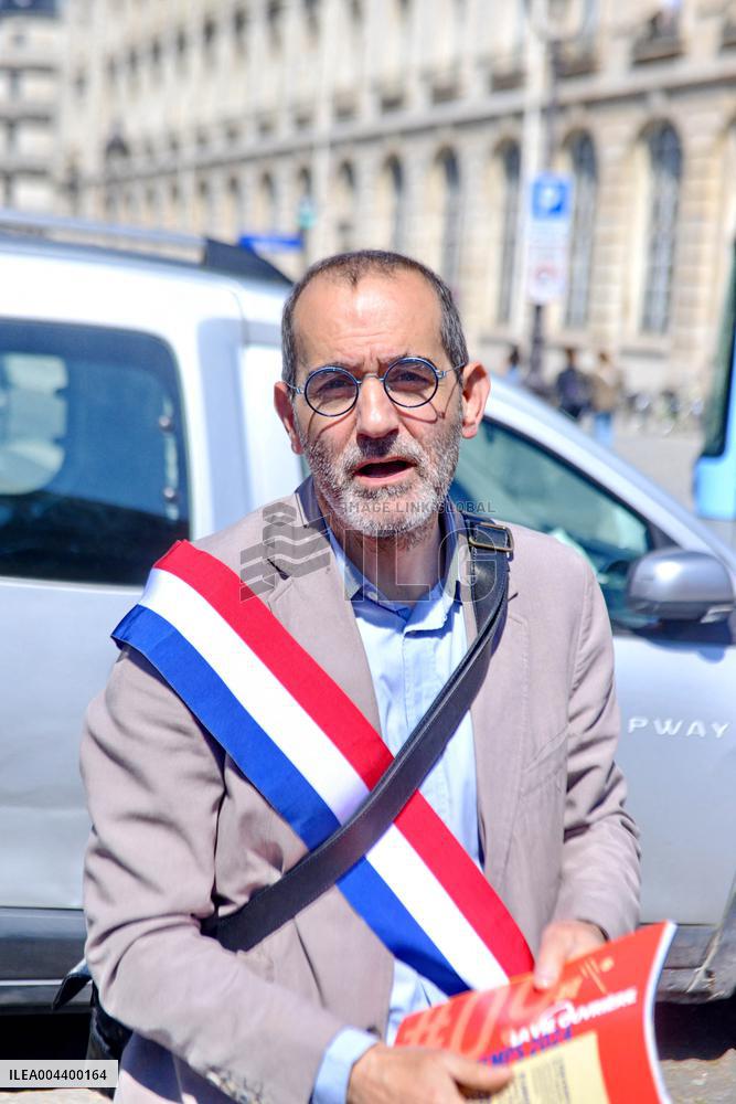 Anti-Fascist Village Opposes Far Right Demonstration - Paris