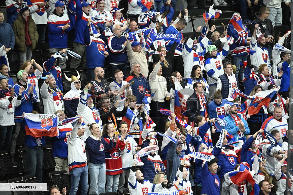 ICE HOCKEY WC SLOVAKIA-SLOVENIA