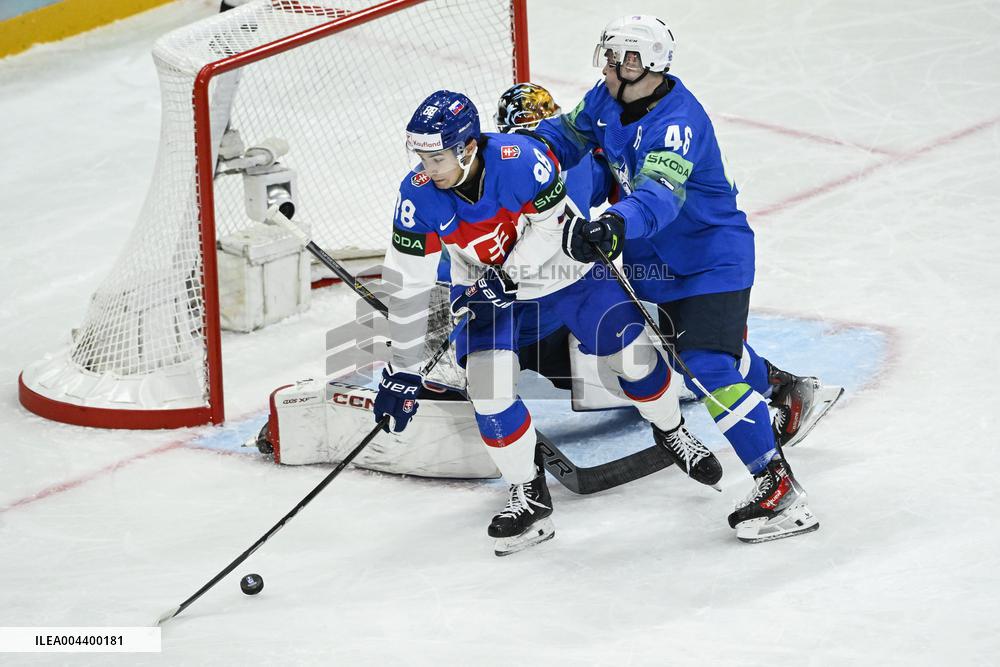 ICE HOCKEY WC SLOVAKIA-SLOVENIA