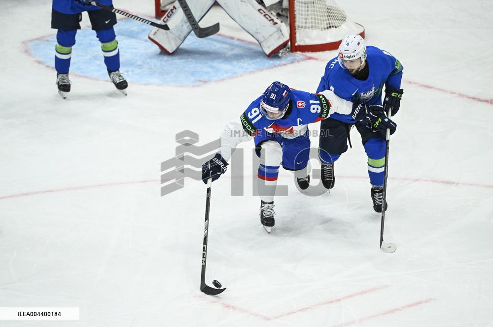 ICE HOCKEY WC SLOVAKIA-SLOVENIA