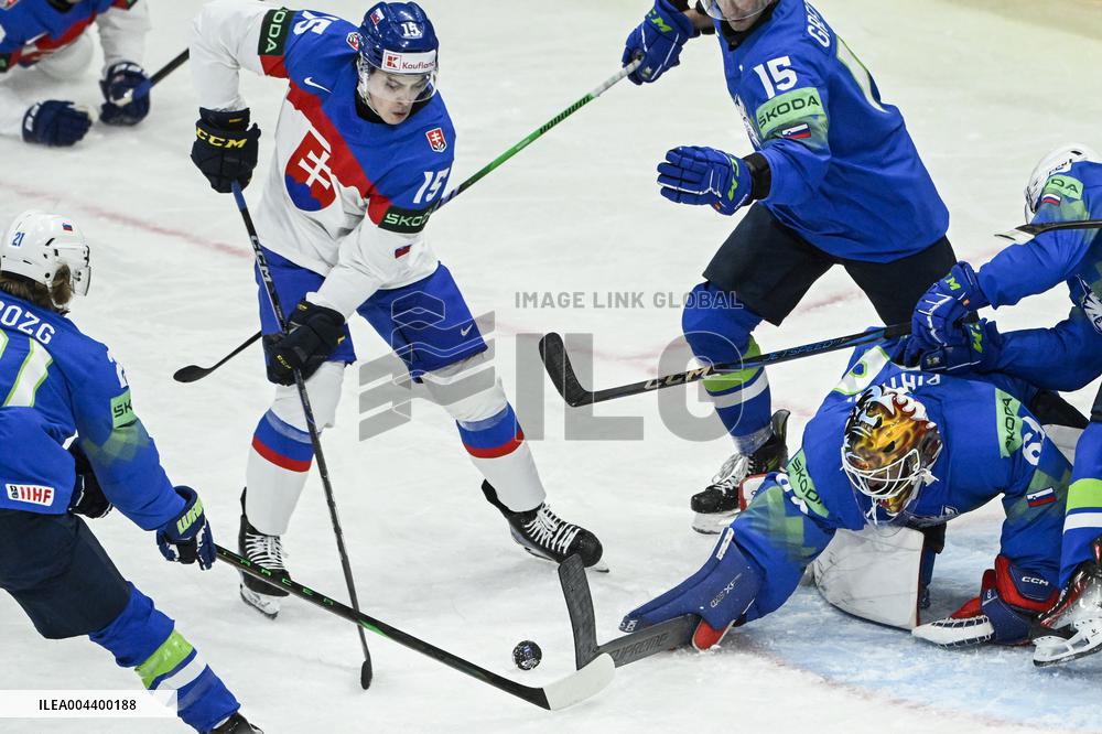 ICE HOCKEY WC SLOVAKIA-SLOVENIA