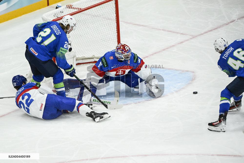 ICE HOCKEY WC SLOVAKIA-SLOVENIA