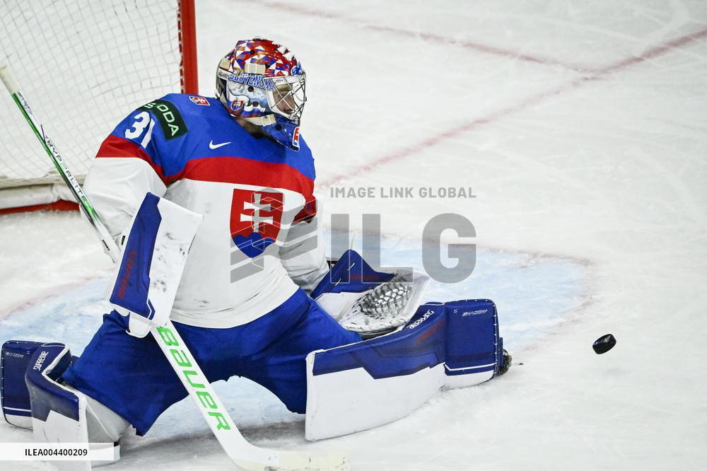 ICE HOCKEY WC SLOVAKIA-SLOVENIA