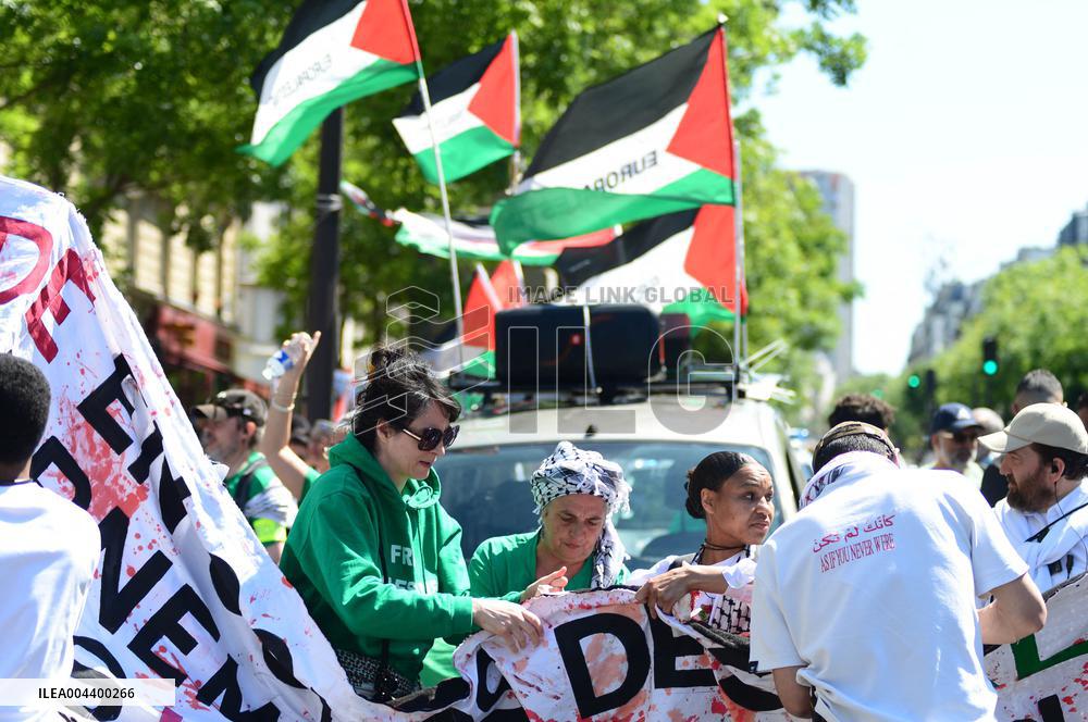 Demonstration for Gaza in Paris