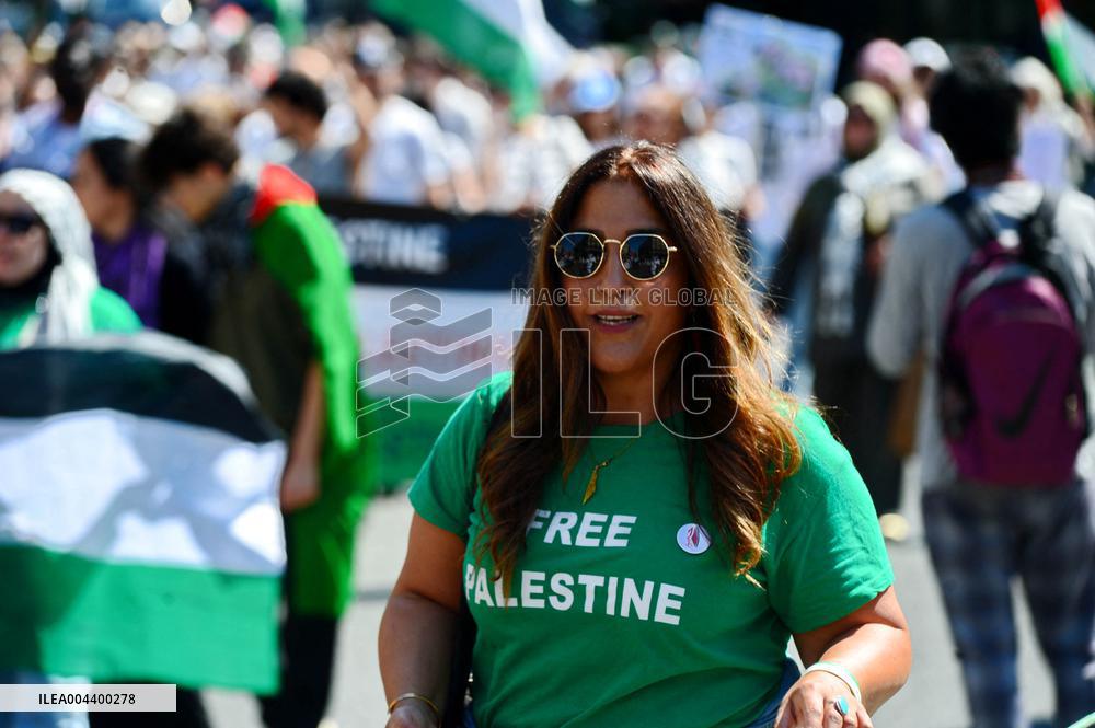 Demonstration for Gaza in Paris