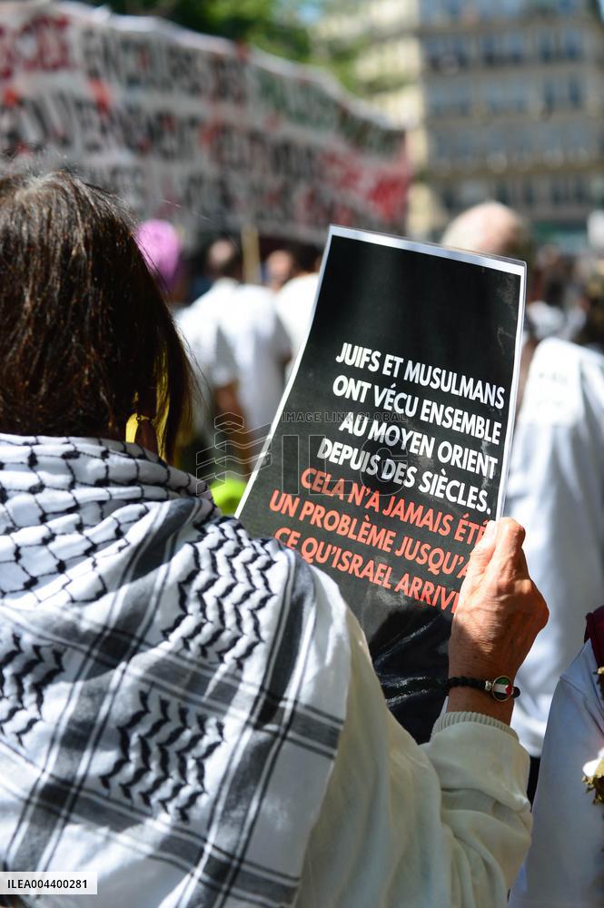 Demonstration for Gaza in Paris