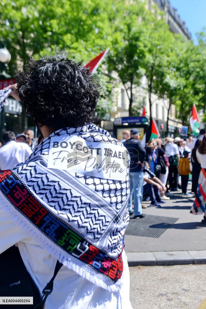 Demonstration for Gaza in Paris