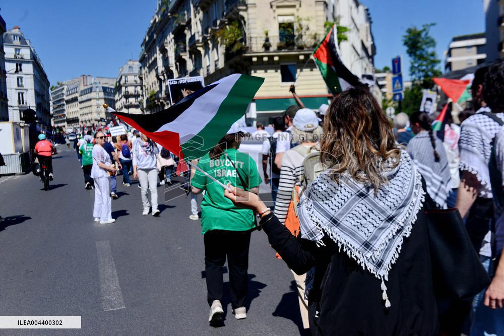 Demonstration for Gaza in Paris