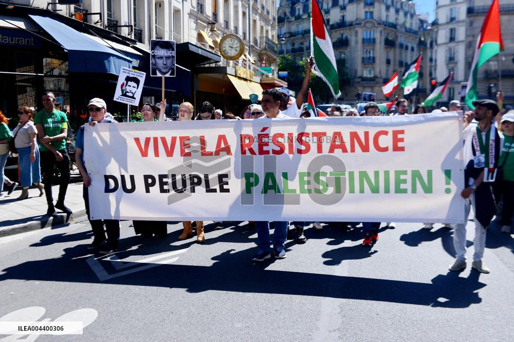 Demonstration for Gaza in Paris