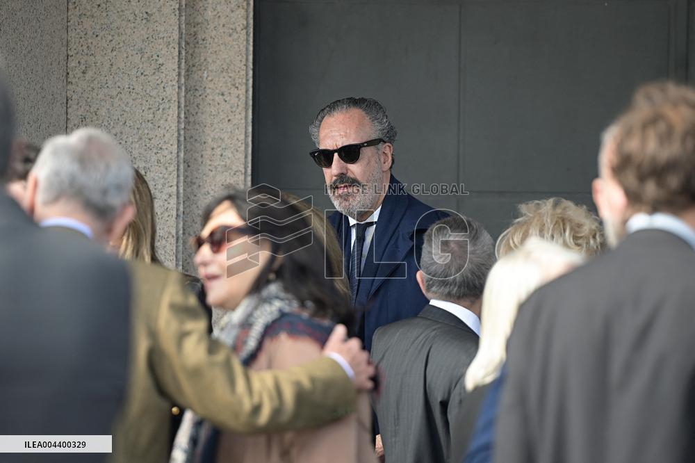 Last Farewell to Alfonso de Borbon y Escasany - Madrid