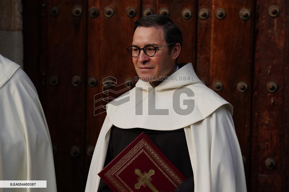 Public Veneration of Saint Teresa in Alba de Tormes - Spain