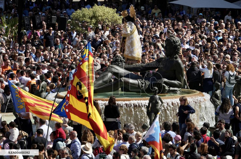 Transfer of The Pilgrim Image of Our Lady of The Forsaken in Valencia