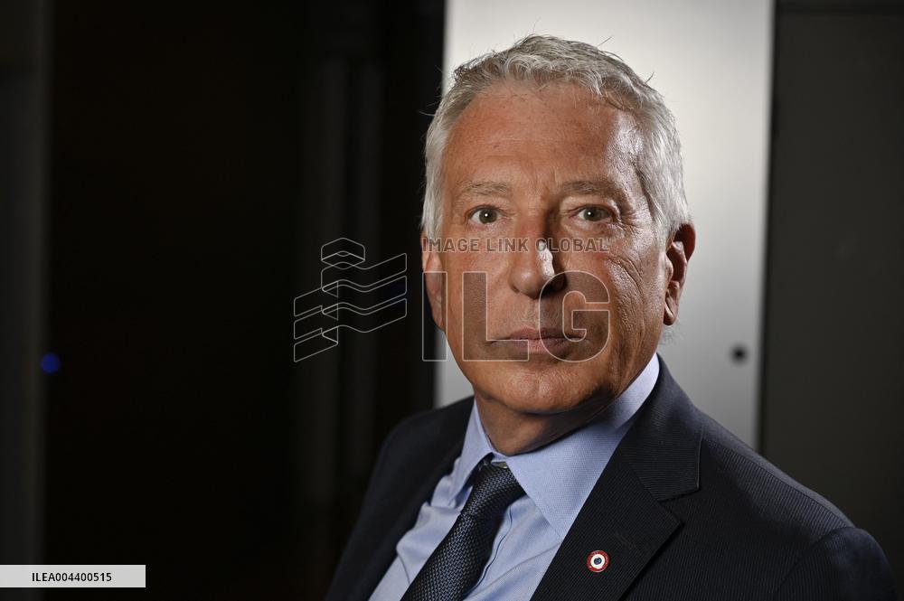 Philippe Ballard On Dimanche En Politique - Paris