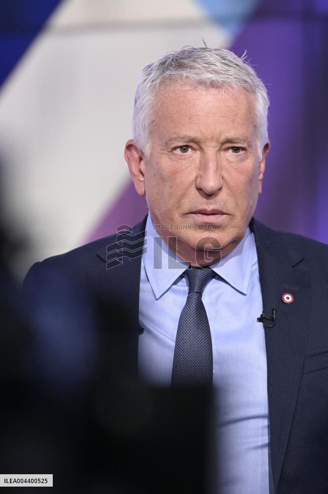 Philippe Ballard On Dimanche En Politique - Paris