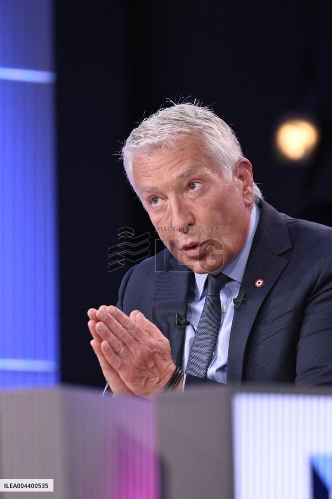 Philippe Ballard On Dimanche En Politique - Paris