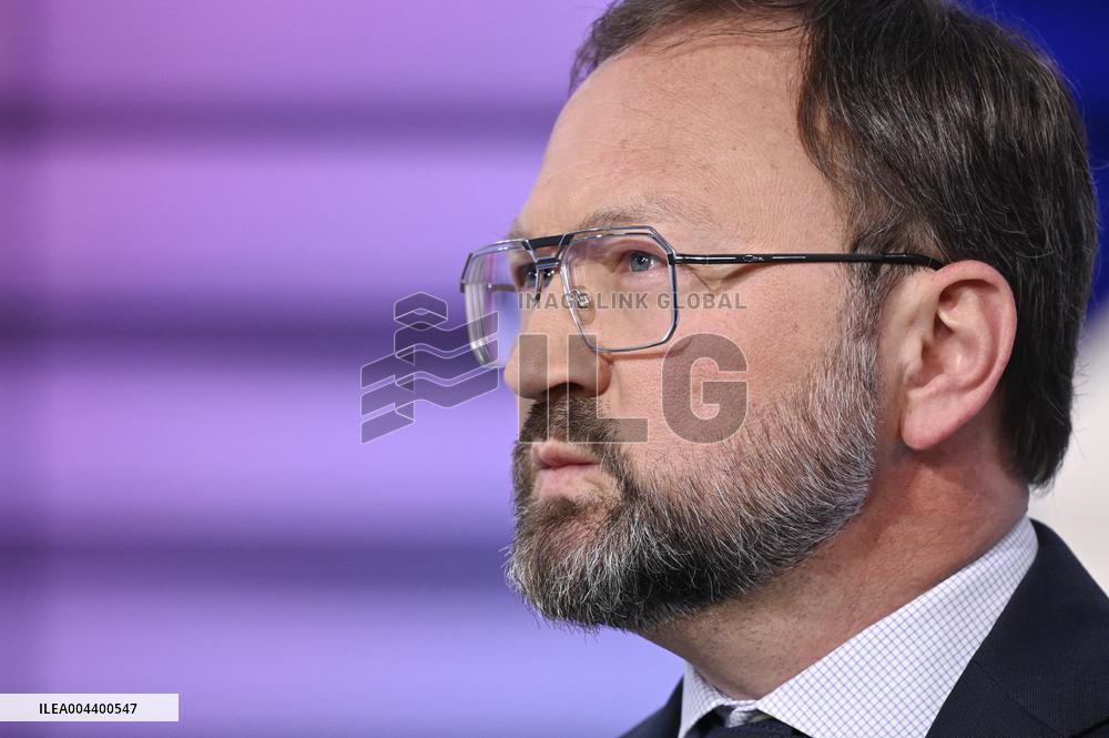 Patrick Mignola On Dimanche En Politique - Paris