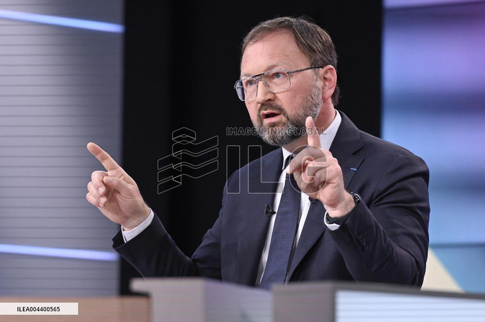 Patrick Mignola On Dimanche En Politique - Paris