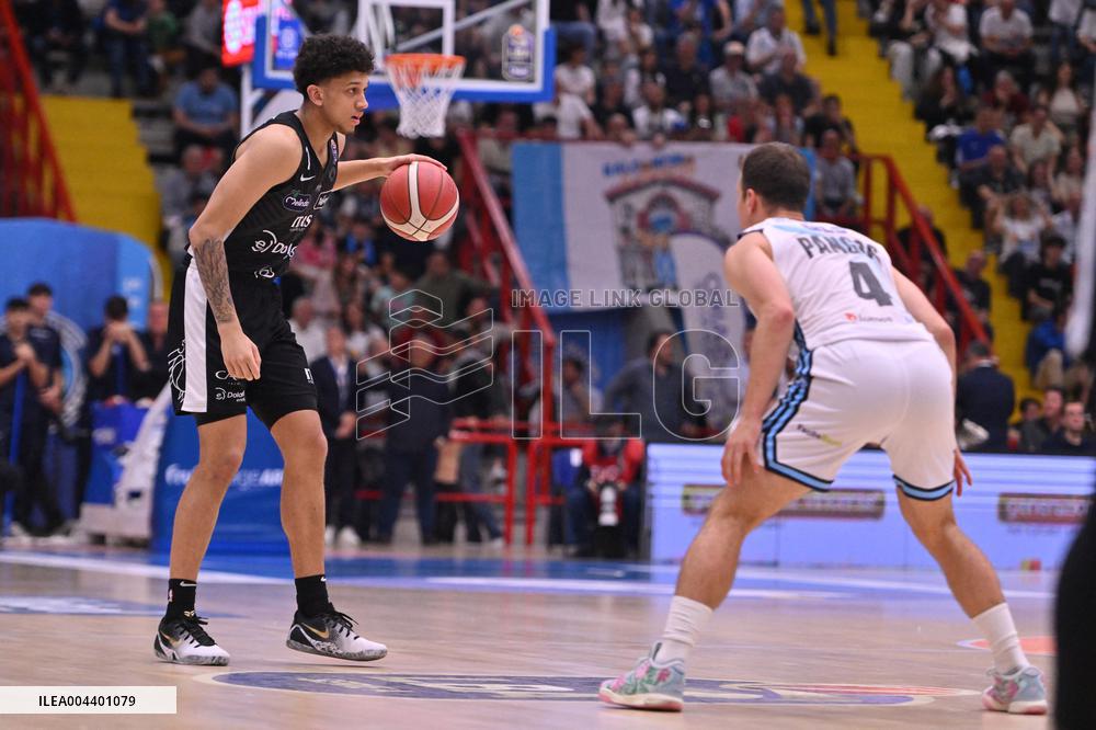BASKET - Serie A - Napolibasket vs Dolomiti Energia Trentino