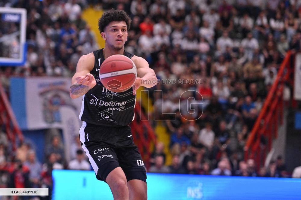 BASKET - Serie A - Napolibasket vs Dolomiti Energia Trentino