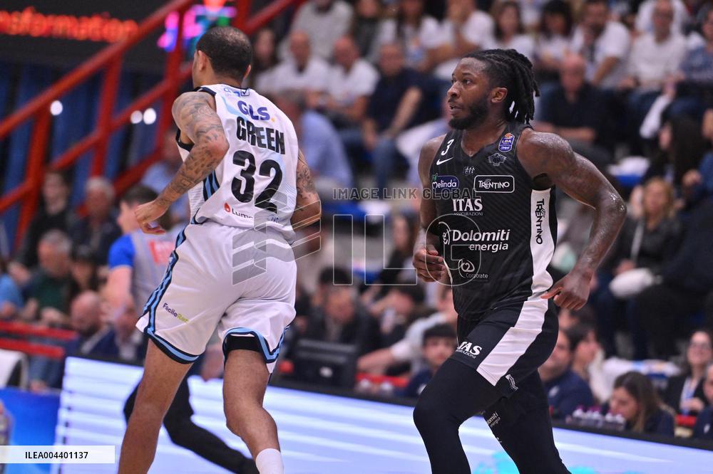 BASKET - Serie A - Napolibasket vs Dolomiti Energia Trentino