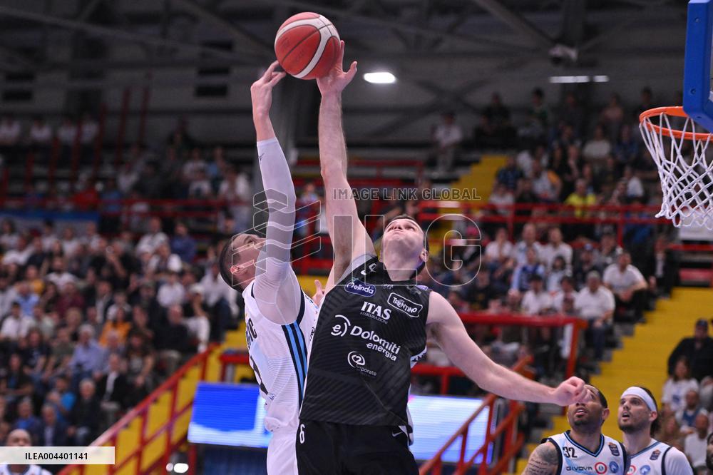 BASKET - Serie A - Napolibasket vs Dolomiti Energia Trentino