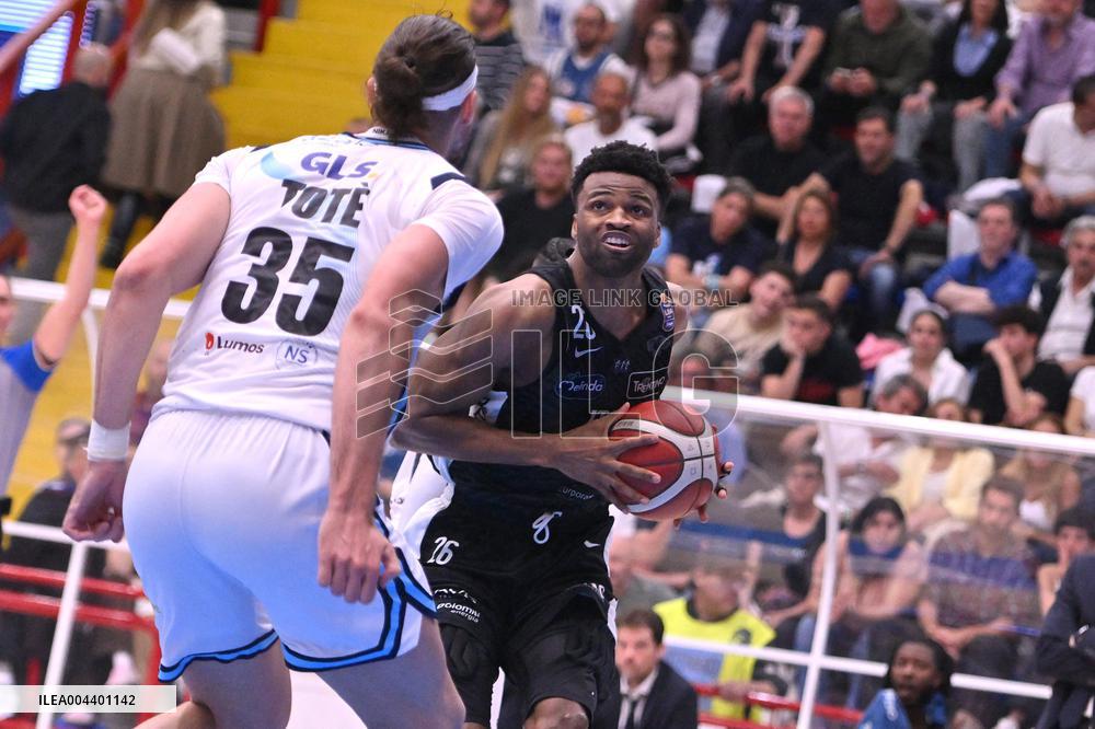 BASKET - Serie A - Napolibasket vs Dolomiti Energia Trentino