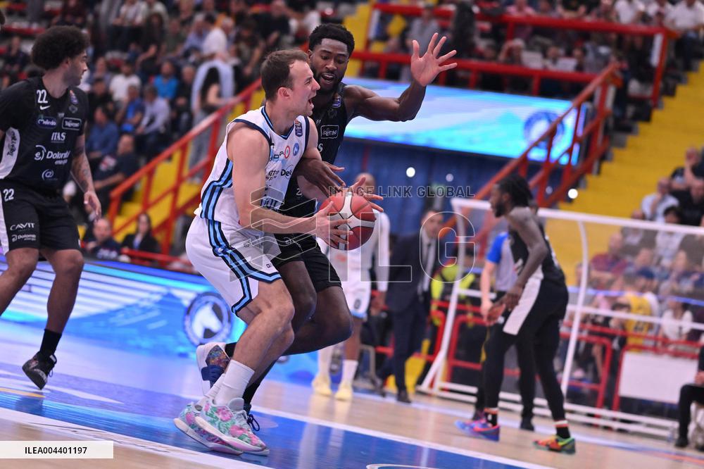 BASKET - Serie A - Napolibasket vs Dolomiti Energia Trentino