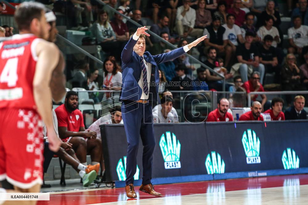 BASKET - Serie A - Unahotels Reggio Emilia vs Estra Pistoia